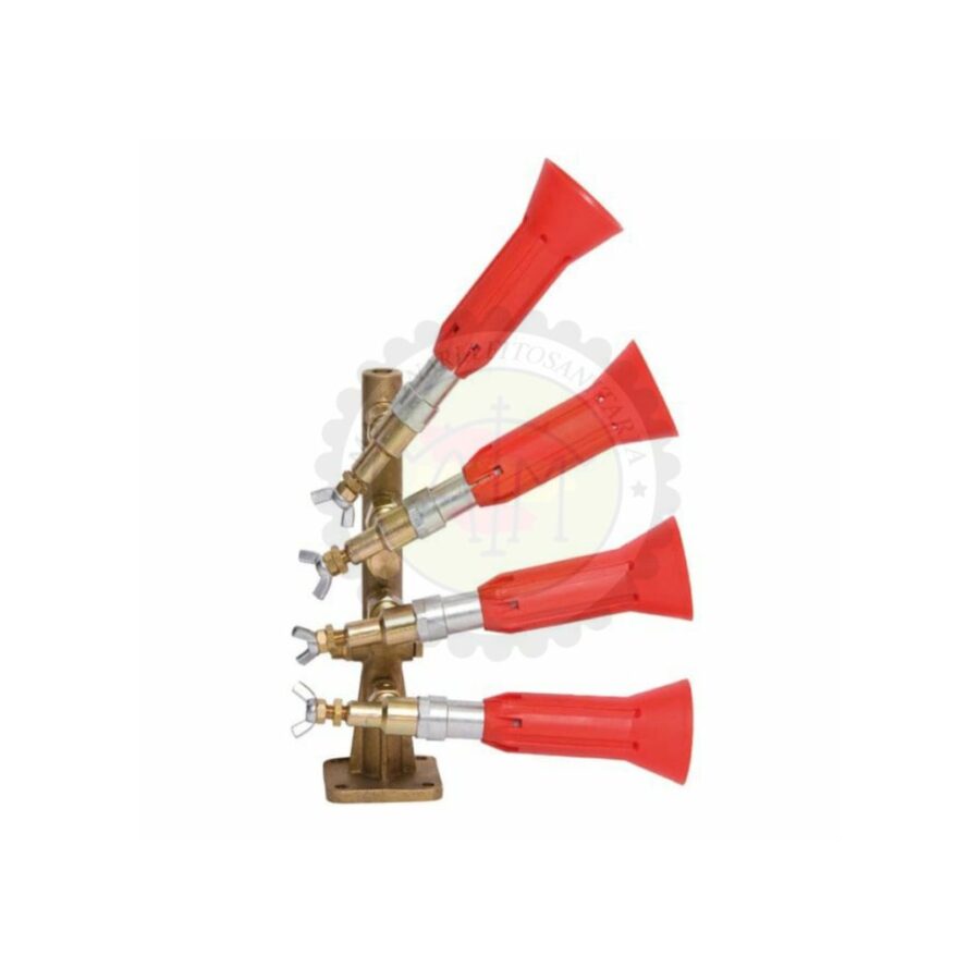 Columna 4 Salidas con Pulverizador Regulable Turbo